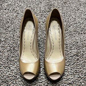 Enzo Angiolini Tan Peep Toe Heels